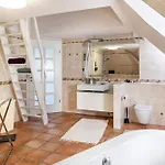 Wunderschoenes Panorama Penthouse דירה *