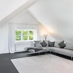 דירה Wunderschoenes Panorama Penthouse קאסל