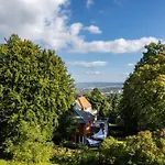 Wunderschoenes Panorama Penthouse דירה קאסל
